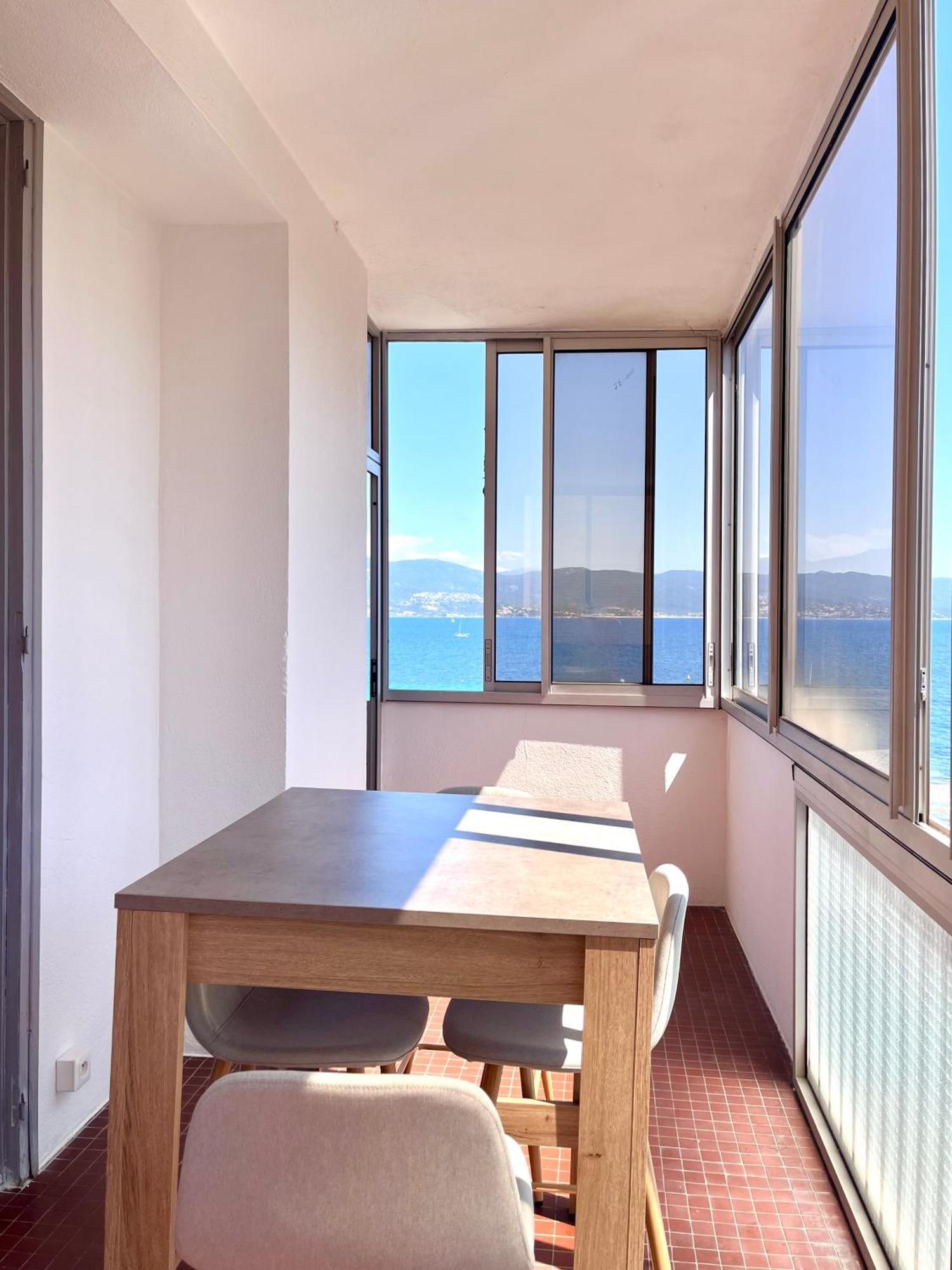 Front De Mer Beau T3 Climatise Balcon Parking Ajaccio Ajaccio  Buitenkant foto